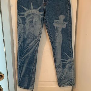 Levi’s Laser printed 511 Jeans